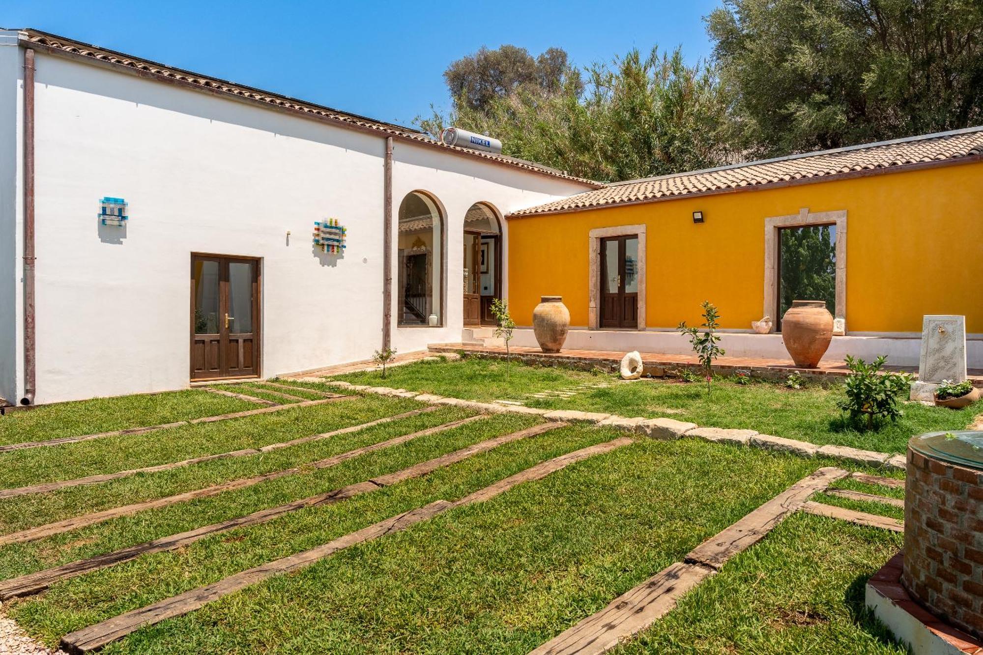 Sogno Di Giove Con Piscina By Wonderful Italy Apartment Syracuse Bagian luar foto
